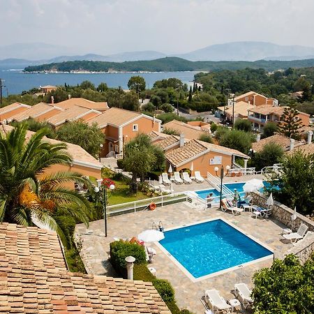 Memento Resort Kassiopi Exterior photo
